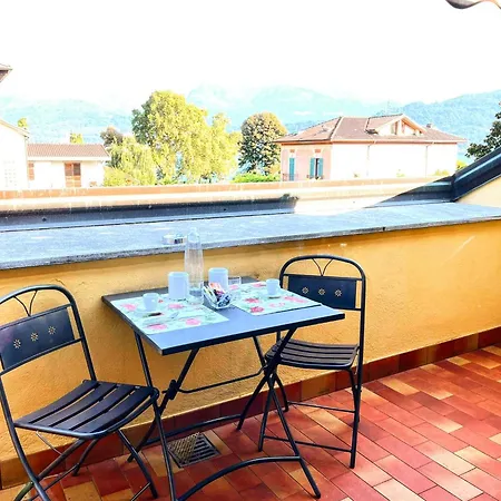 Casa Lari 2 *